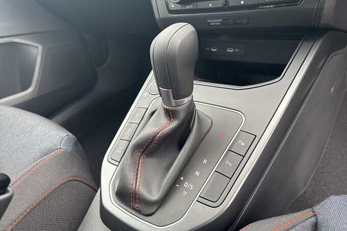 SEAT Arona 1.0 TSI 115 FR Black Edition 5dr DSG